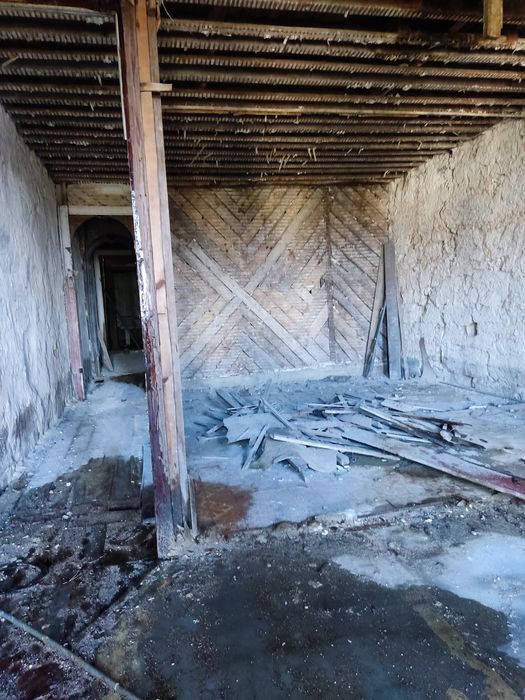 Prédio para recuperação total Porto