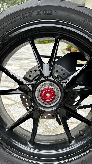 Triumph Speed Triple  1200 rs