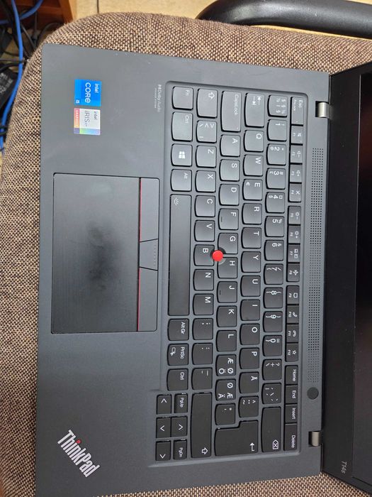 Lenovo ThinkPad T14S Gen 2 i5-1135G7 16GB 256GB SSD FHD W11P