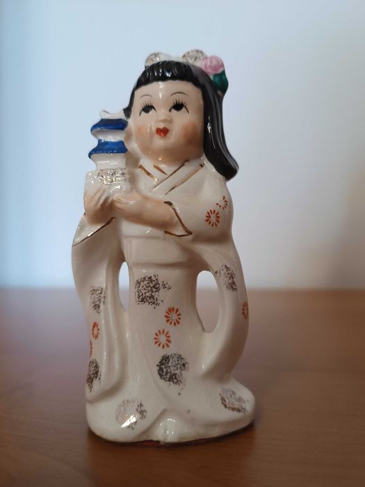 Figurka porcelanowa