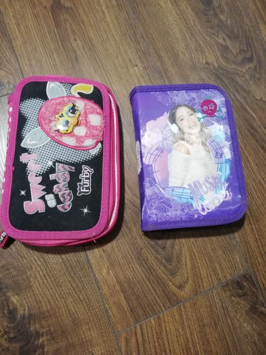 Piórnik furby Disney Violetta