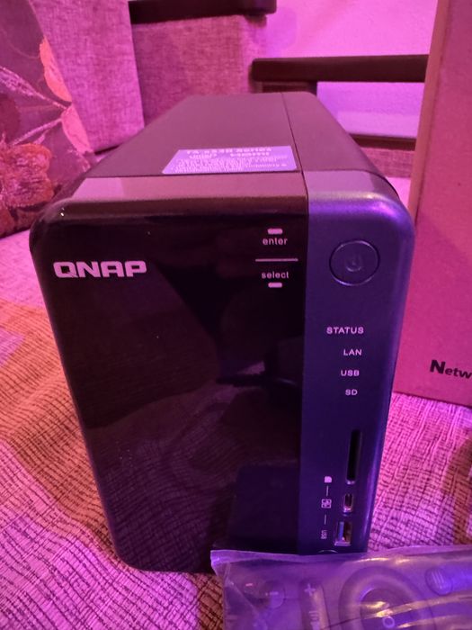 Продам NAS сервер QNAP TS-253B-4G
