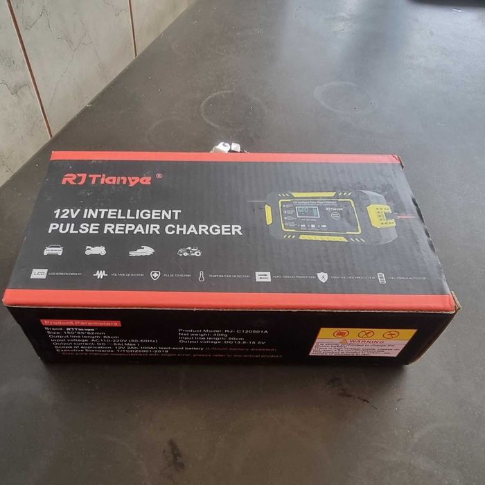 Автоматическое зарядное устройство для автомобилей 12 В 6А