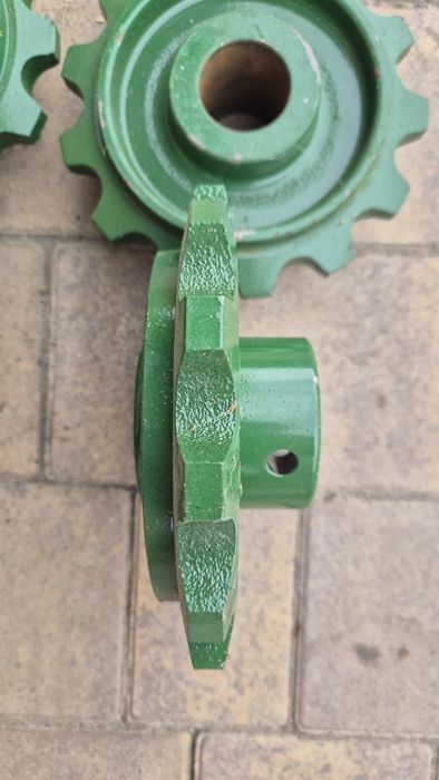 Зірочки  похилої камери 211515/211514 John Deere z-13, d-40