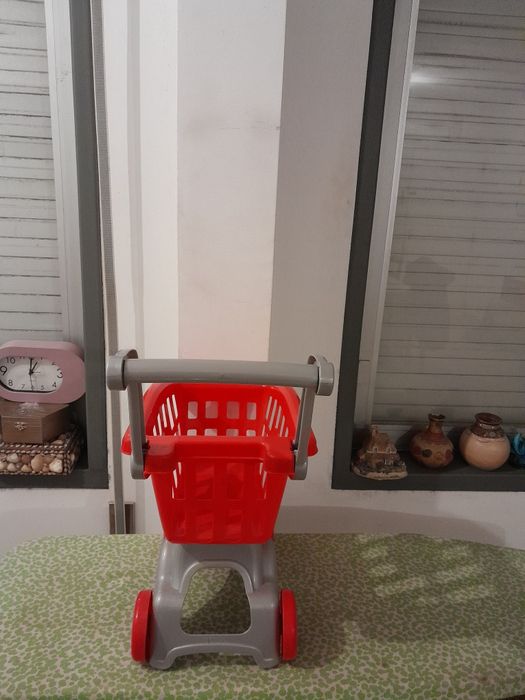 Vendo Carrinho de Compras para Criança muito bonito como novo