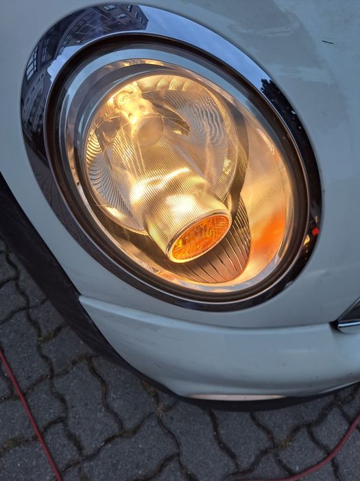 polerowanie reflektorów z dojazdem ozonowanie PRANIE TAPICERKI