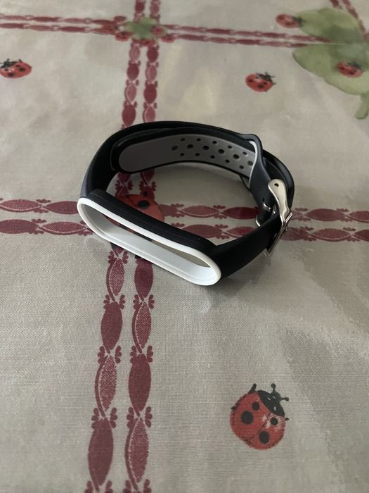 Pulseira mi band 5 e 6 cor preta e branca
