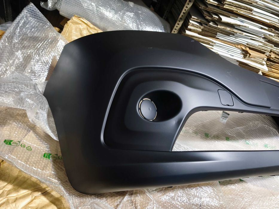 Zderzak przód przedni renault trafic 3 III nowy oryginał struktura