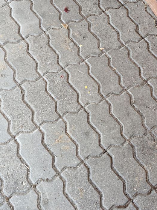Kostka polbrukowa