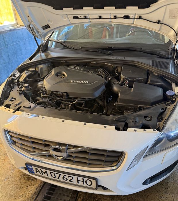 Срочний продаж volvo s60,в чудовому стані