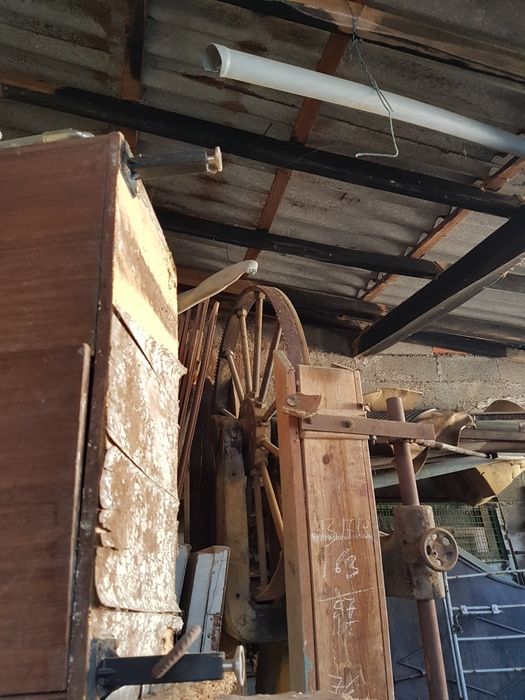Serra Eletrica Antiga