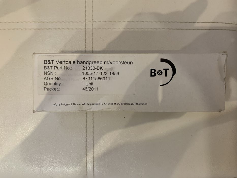 Переднє руквʼя B&T Unigrip QD з інтегрованою сошкою Black