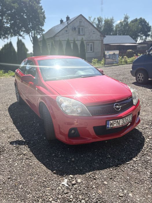 opel astra GTC 2008r