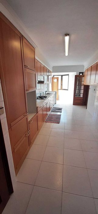 Quarto Suite (wc privado) espaçoso (parece T0). CentroLISBOA
