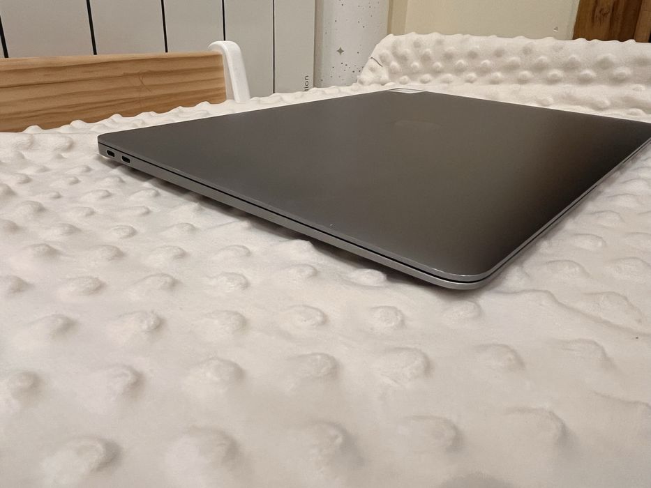 Macbook air 13,3 i5 10 geração 8gb ram 512gb ssd TECLADO PORTUGUÊS