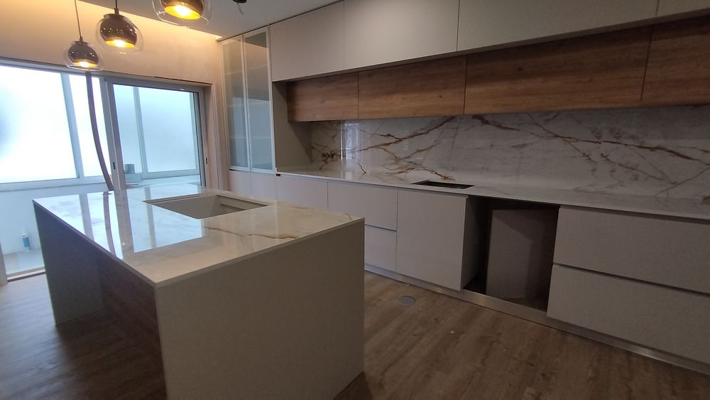 Carpintaria, cozinhas e Pladur