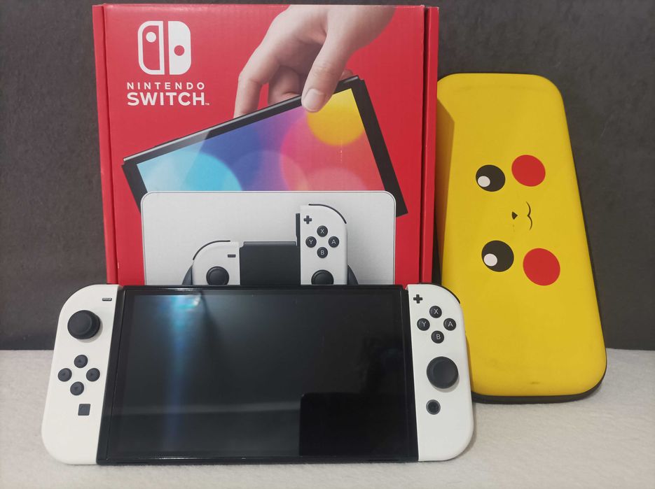 Konsola Nintendo Switch OLED Biała | Kompletny zestaw + NeoGrip i Etui