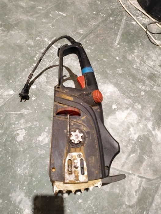 Електроинструмент на запчасти или восстановление