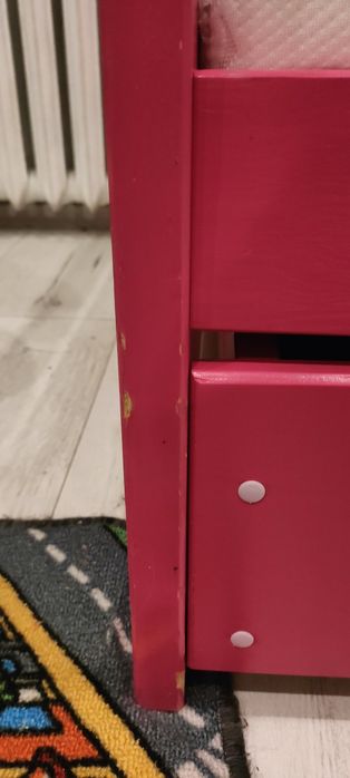 Różowe łóżko Valor 180x90 drewniane, różowe