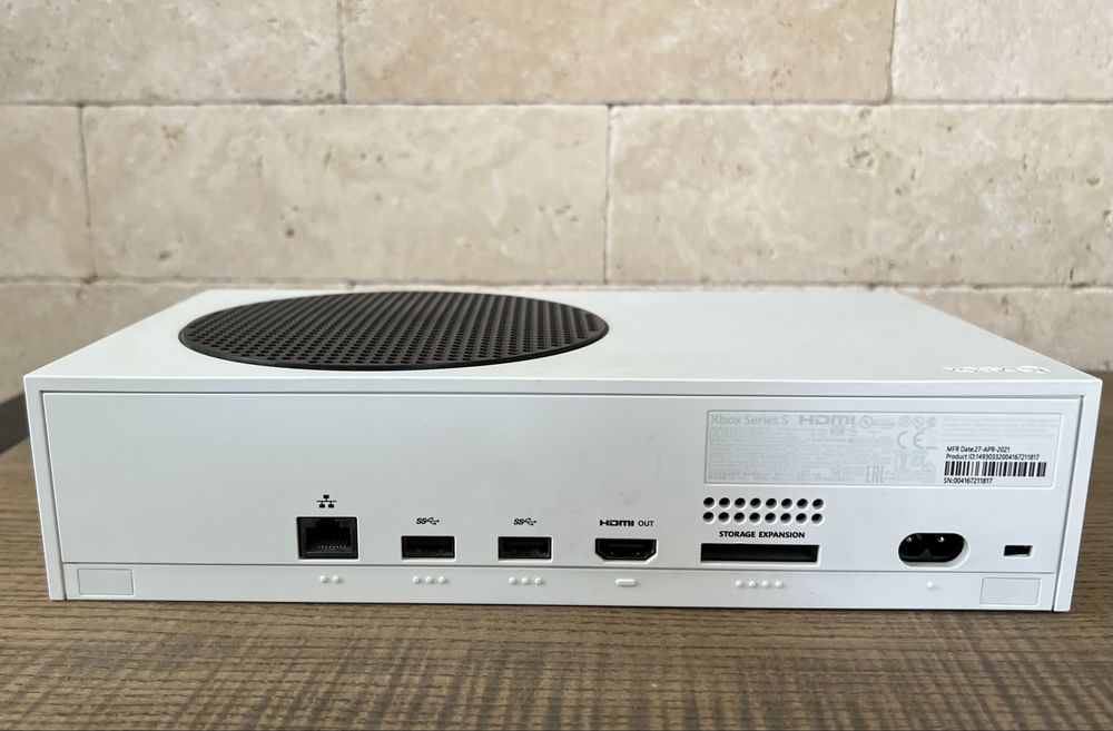 Приставка Xbox Series S