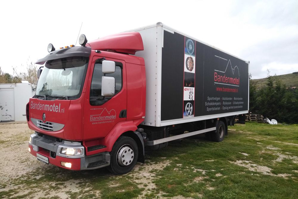 Renault Midlum 240 Caixa Fechada com Plataforma Elevatória | ZF Manual | 12 Ton | Euro 4