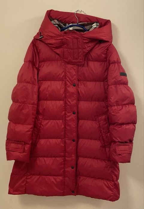 Продам жіночий пуховик бренду Burberry. Розмір XL