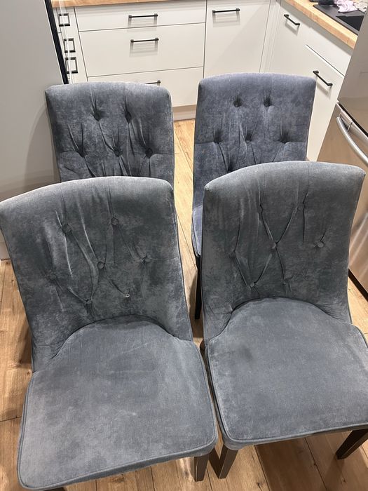 Krzesła velvet tapicerowane  4 szt kpl