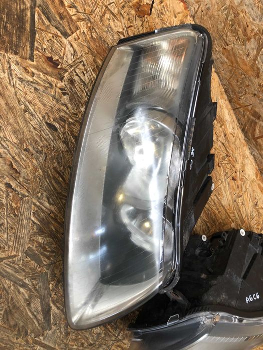 Lampa/reflektor przedni Audi A6 C6