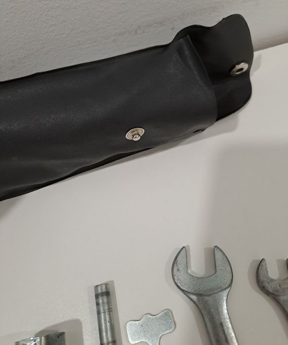 Ferramentas e Estojo originais Yamaha DT 50 LC