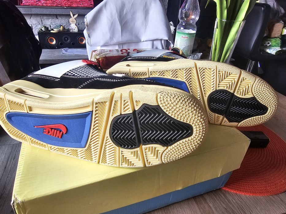 Nike Jordan 4rozmiar 43 nowe