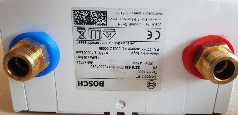 Ogrzewacz elektryczny przepływowy BOSCH 4000