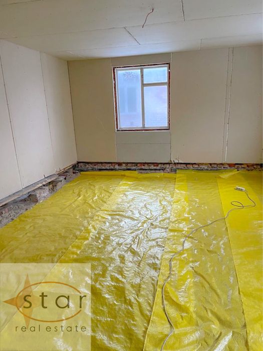 Продаж окремого будинку по вул. Білогірська