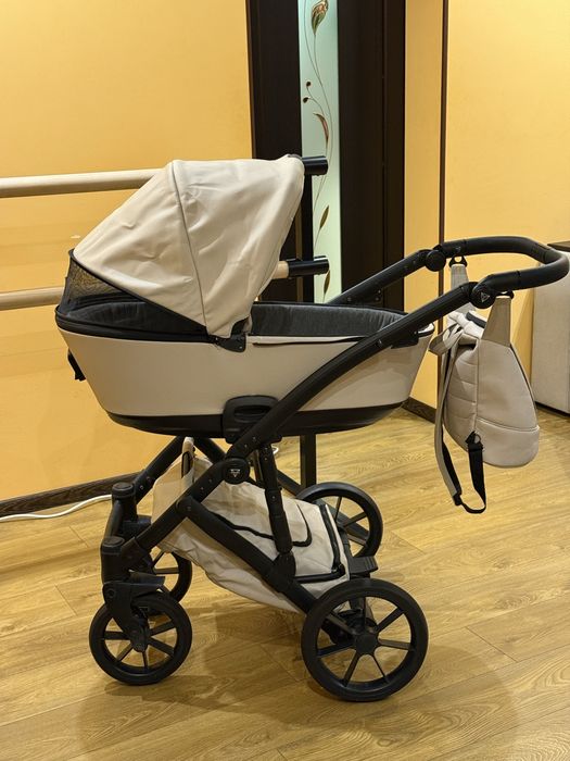 Коляска 2 в 1 Junama Space Beige Eco 02 еко шкіра (J-SpE-02)