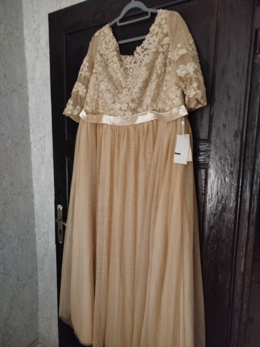 Suknia  plus size nowa szampan 52  54 boho