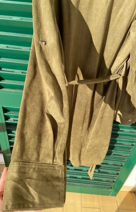 casaco longo verde seco