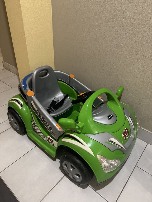 Дитяча електро машинка