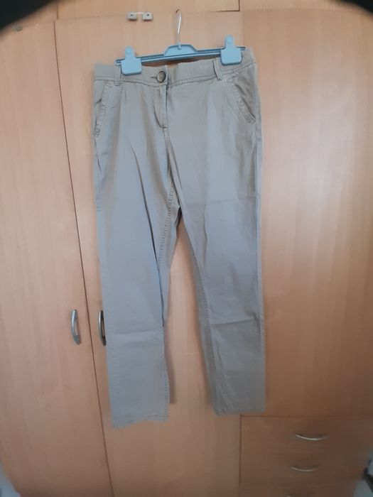 Spodnie beżowe, damskie. QS. 38/40