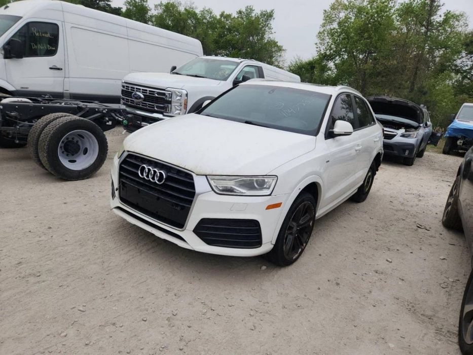 Аудi Q3 2017 рік чистий