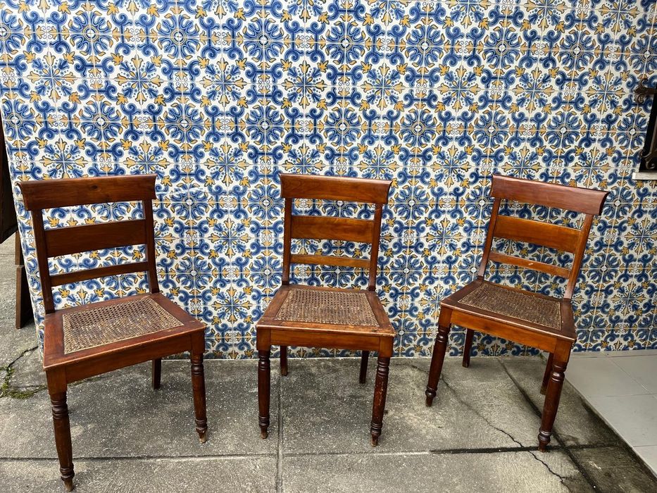 Cadeiras assento palhinha