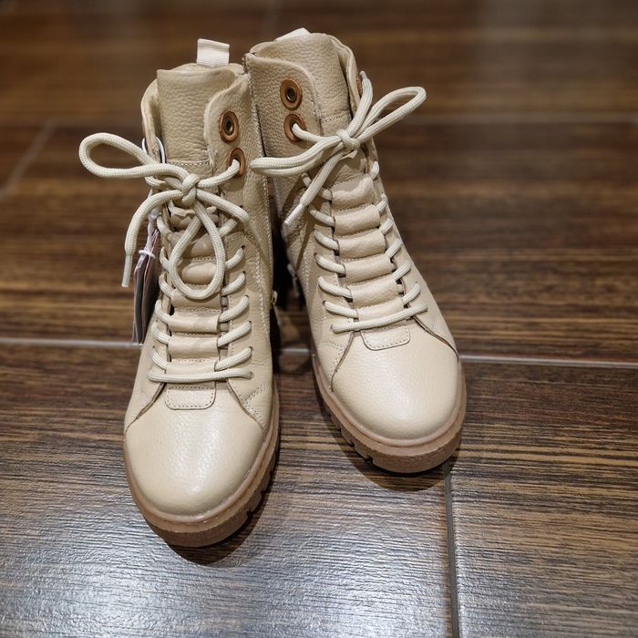 Botki beżowe gosoft 37