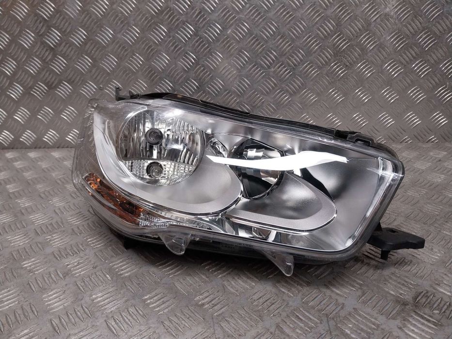 Citroen c-elysee lampa przód prawy org