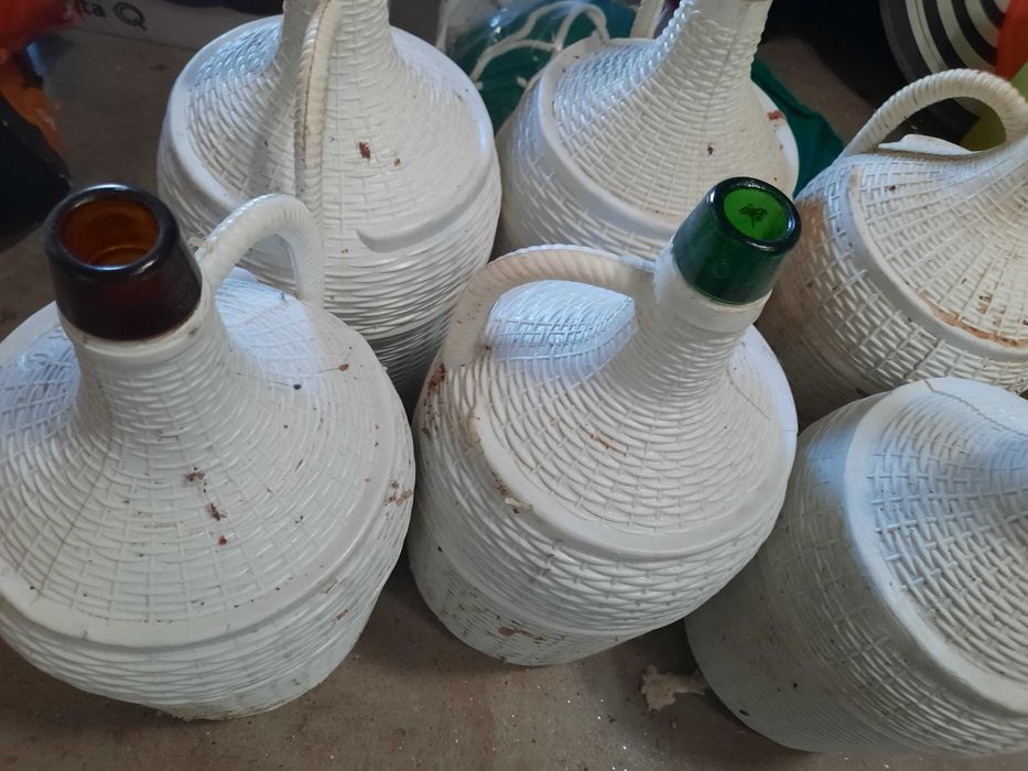 Garrafões para vinho