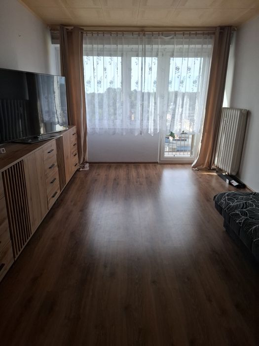 M-3 na wynajem, 39m2, 4 piętro z balkonem, umeblowane