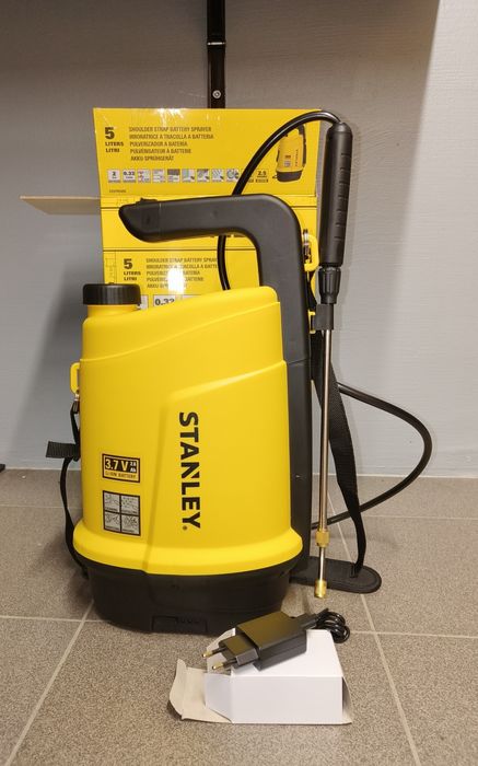 NOWY akumulatorowy opryskiwacz firmy STANLEY 5 litrów + ładowarka