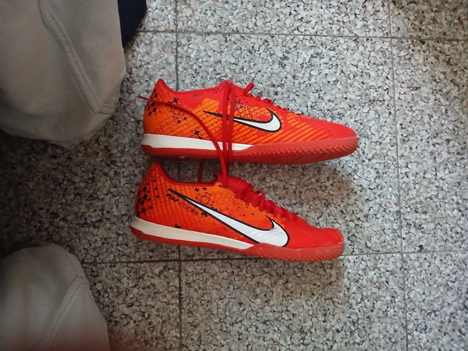 Chuteiras de futsal mercurial nike cr7