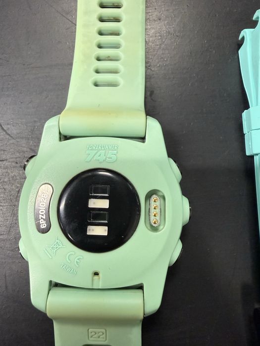 Garmin forerunner 745