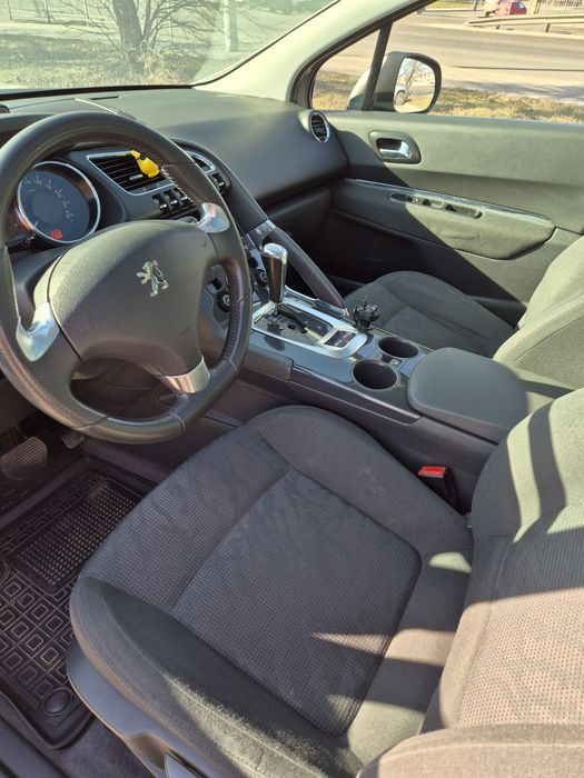 Продаю Peugeot 3008 2.0HDi, 2012  АКПП Aisin