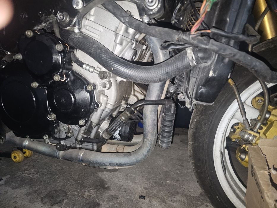 Material gsxr k2 1000