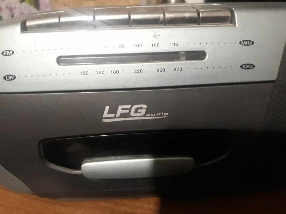 radiomagnetofon  LFG