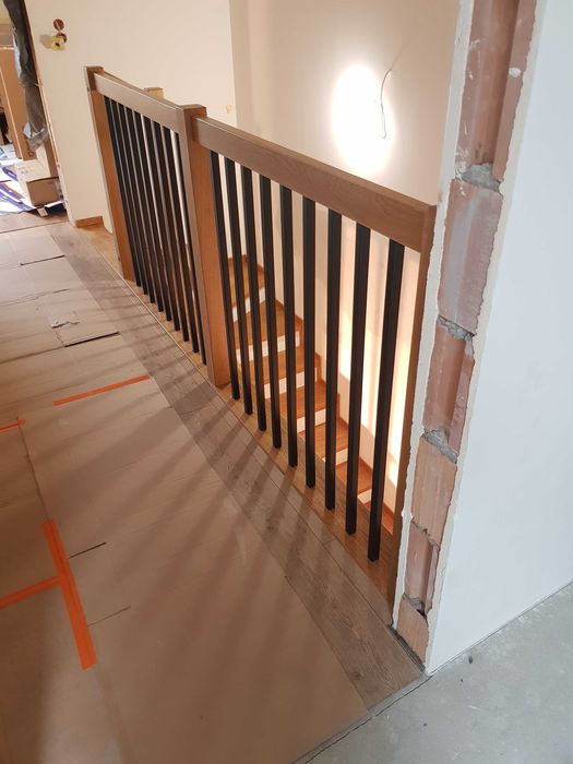 Schody drewniane , balustrady , trepy dębowe